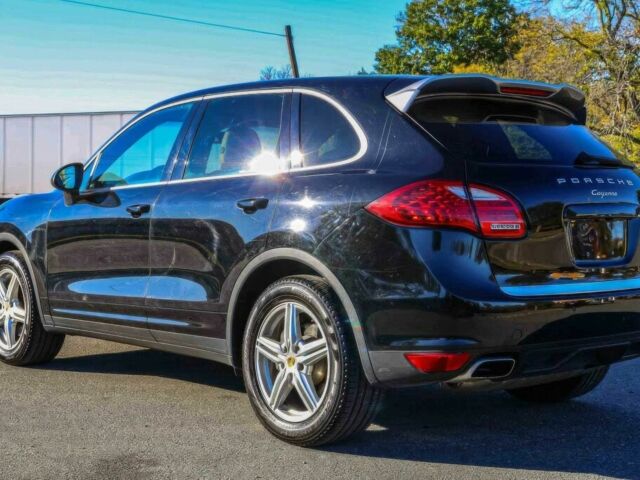 Порше Каен 2014 в Львове на Automoto.ua Черный Порше Каен, объемом двигателя 3.6 л и пробегом 84 тыс. км за 11500 $, фото 3 на Automoto.ua