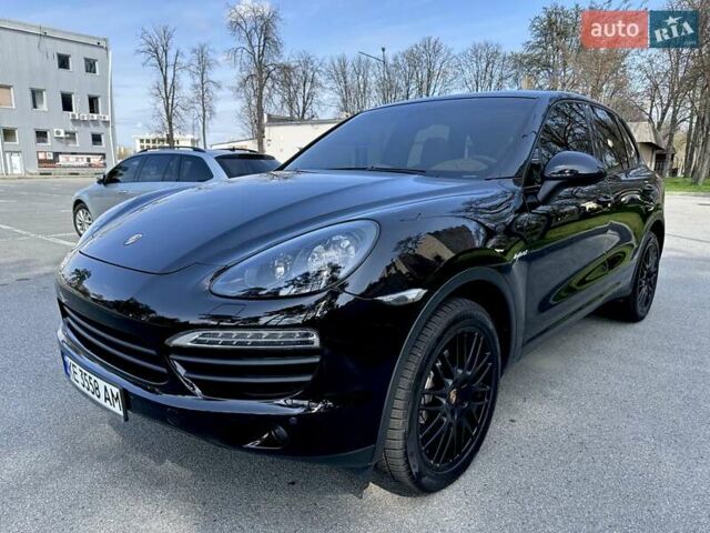 Черный Порше Каен, объемом двигателя 3 л и пробегом 165 тыс. км за 21500 $, фото 44 на Automoto.ua