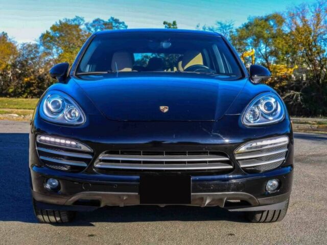 Порше Каен 2014 в Львове на Automoto.ua Черный Порше Каен, объемом двигателя 3.6 л и пробегом 84 тыс. км за 11500 $, фото 1 на Automoto.ua