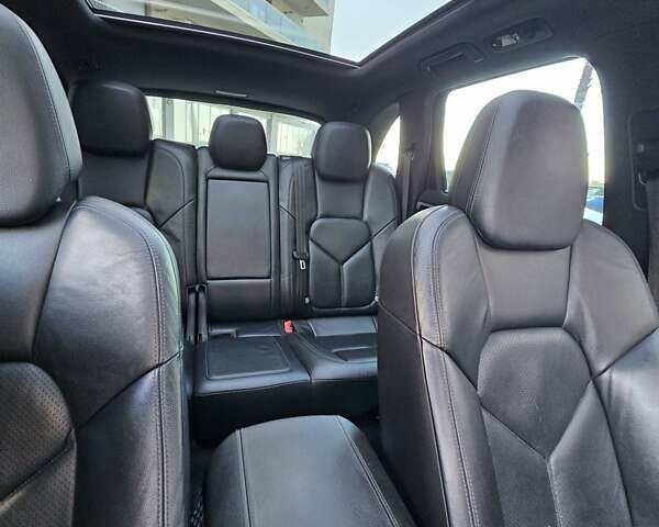 Чорний Порше Cayenne, об'ємом двигуна 3.6 л та пробігом 248 тис. км за 25500 $, фото 2 на Automoto.ua