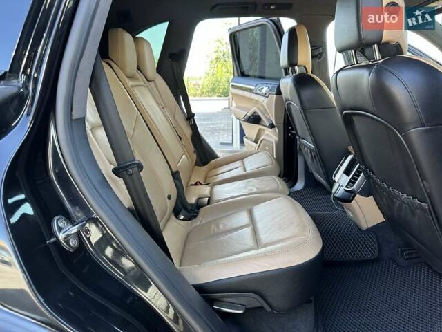 Чорний Порше Cayenne, об'ємом двигуна 2.97 л та пробігом 164 тис. км за 27999 $, фото 40 на Automoto.ua