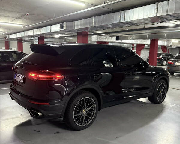 Чорний Порше Cayenne, об'ємом двигуна 2.97 л та пробігом 169 тис. км за 31900 $, фото 6 на Automoto.ua