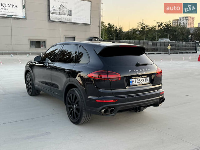 Чорний Порше Cayenne, об'ємом двигуна 3.6 л та пробігом 161 тис. км за 25000 $, фото 10 на Automoto.ua