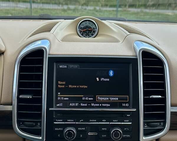 Черный Порше Каен, объемом двигателя 3.6 л и пробегом 337 тыс. км за 17300 $, фото 20 на Automoto.ua