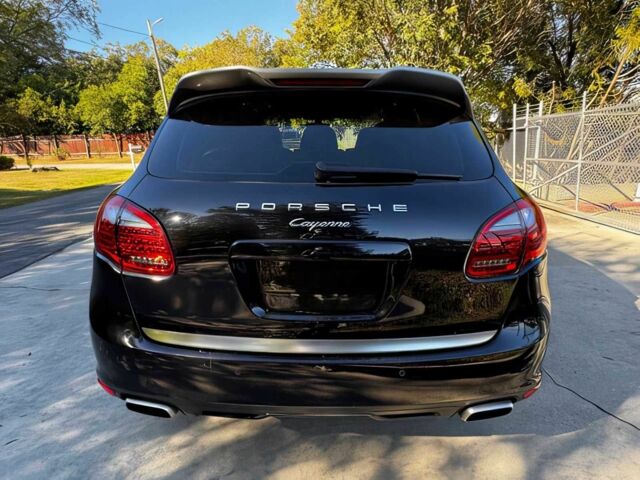 Чорний Порше Cayenne, об'ємом двигуна 3.6 л та пробігом 82 тис. км за 15000 $, фото 5 на Automoto.ua