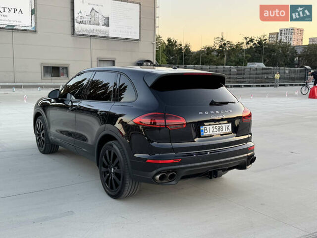 Чорний Порше Cayenne, об'ємом двигуна 3.6 л та пробігом 161 тис. км за 25000 $, фото 9 на Automoto.ua