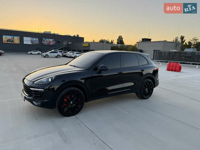 Чорний Порше Cayenne, об'ємом двигуна 3.6 л та пробігом 161 тис. км за 25000 $, фото 2 на Automoto.ua