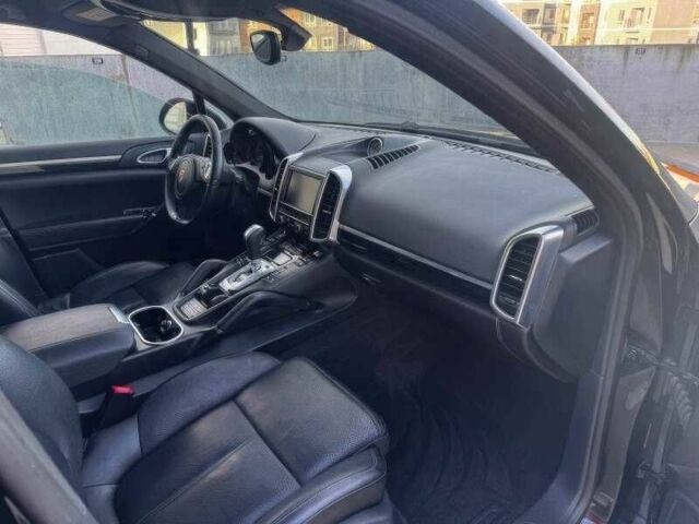 Черный Порше Каен, объемом двигателя 3.6 л и пробегом 132 тыс. км за 14900 $, фото 17 на Automoto.ua