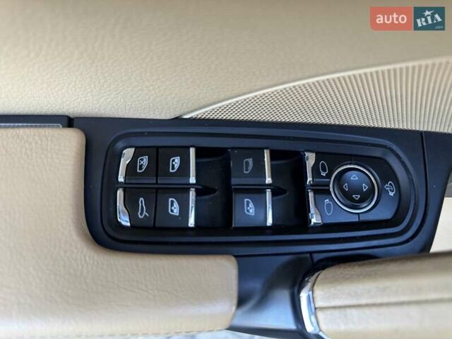 Чорний Порше Cayenne, об'ємом двигуна 2.97 л та пробігом 164 тис. км за 27999 $, фото 33 на Automoto.ua