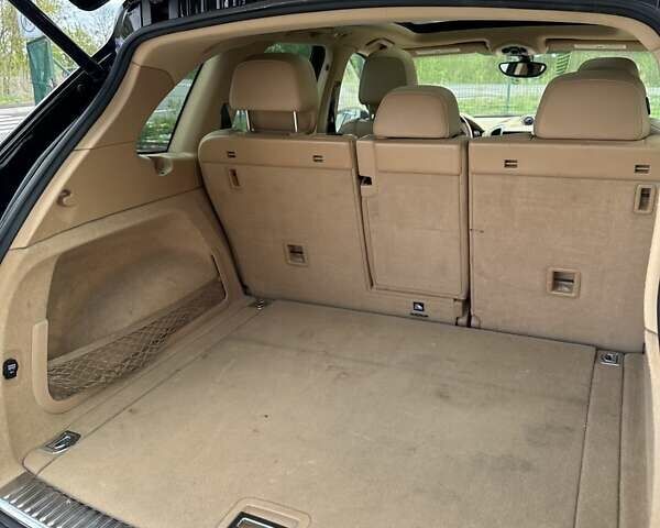 Черный Порше Каен, объемом двигателя 3.6 л и пробегом 337 тыс. км за 17300 $, фото 10 на Automoto.ua