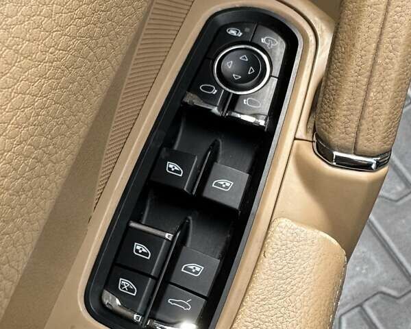 Черный Порше Каен, объемом двигателя 3.6 л и пробегом 337 тыс. км за 17300 $, фото 15 на Automoto.ua