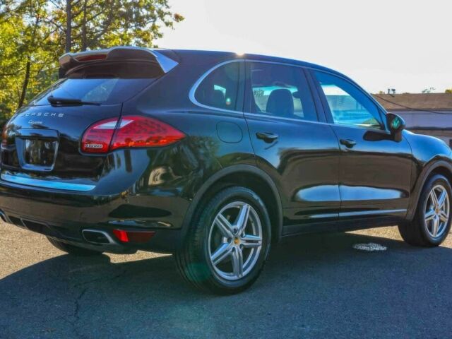 Порше Каен 2014 в Львове на Automoto.ua Черный Порше Каен, объемом двигателя 3.6 л и пробегом 84 тыс. км за 11500 $, фото 5 на Automoto.ua