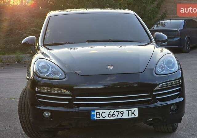 Черный Порше Каен, объемом двигателя 3.6 л и пробегом 252 тыс. км за 25999 $, фото 6 на Automoto.ua