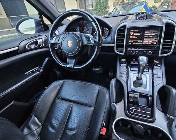 Чорний Порше Cayenne, об'ємом двигуна 3.6 л та пробігом 248 тис. км за 25500 $, фото 7 на Automoto.ua