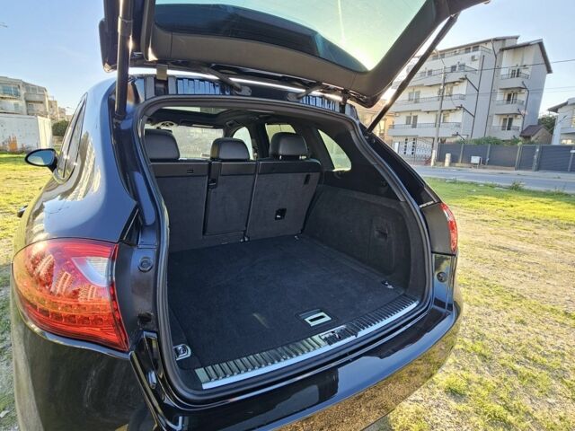 Чорний Порше Cayenne, об'ємом двигуна 3.6 л та пробігом 248 тис. км за 25525 $, фото 7 на Automoto.ua