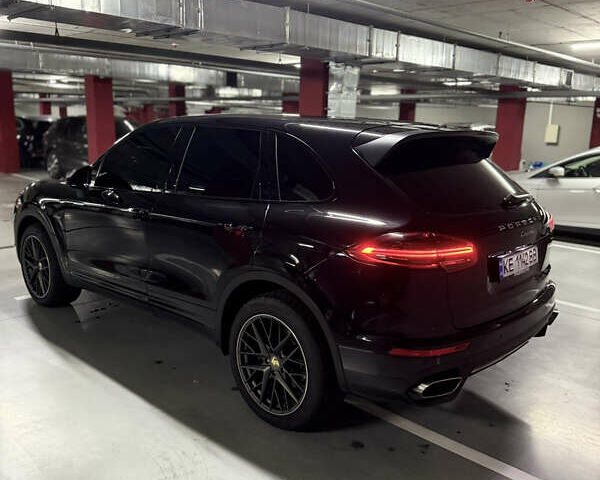 Чорний Порше Cayenne, об'ємом двигуна 2.97 л та пробігом 169 тис. км за 31900 $, фото 8 на Automoto.ua