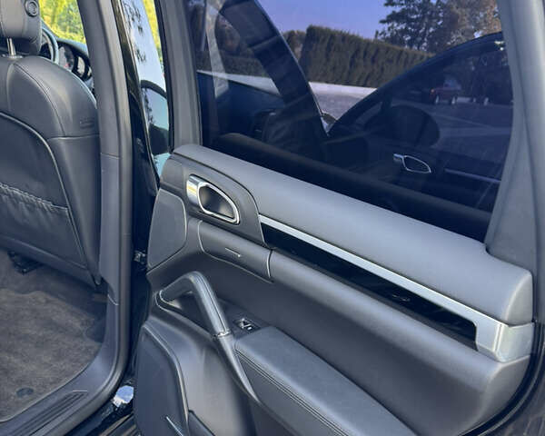 Черный Порше Каен, объемом двигателя 3.6 л и пробегом 149 тыс. км за 19500 $, фото 22 на Automoto.ua