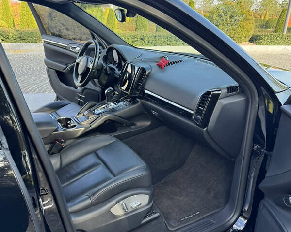 Черный Порше Каен, объемом двигателя 3.6 л и пробегом 149 тыс. км за 19500 $, фото 19 на Automoto.ua