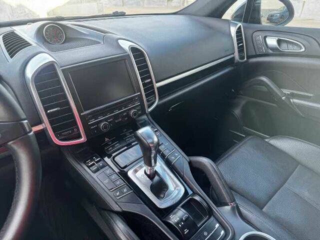 Черный Порше Каен, объемом двигателя 3.6 л и пробегом 132 тыс. км за 14900 $, фото 11 на Automoto.ua