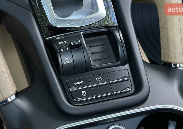 Черный Порше Каен, объемом двигателя 3.6 л и пробегом 124 тыс. км за 25800 $, фото 14 на Automoto.ua