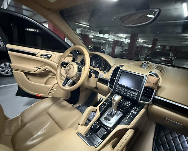 Чорний Порше Cayenne, об'ємом двигуна 2.97 л та пробігом 169 тис. км за 31900 $, фото 24 на Automoto.ua
