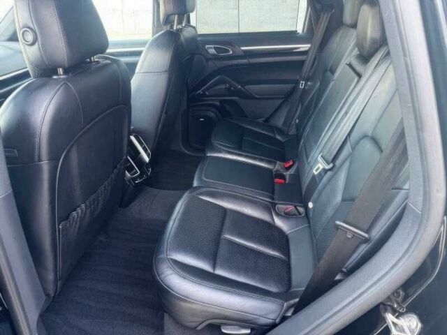 Черный Порше Каен, объемом двигателя 3.6 л и пробегом 132 тыс. км за 14900 $, фото 14 на Automoto.ua