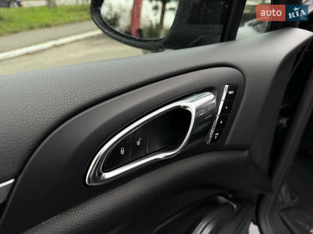 Чорний Порше Cayenne, об'ємом двигуна 3.6 л та пробігом 156 тис. км за 22300 $, фото 16 на Automoto.ua