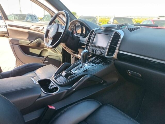 Чорний Порше Cayenne, об'ємом двигуна 3.6 л та пробігом 137 тис. км за 25590 $, фото 29 на Automoto.ua