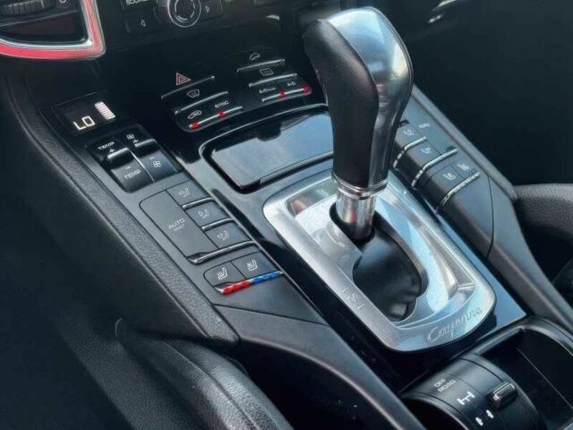 Черный Порше Каен, объемом двигателя 3.6 л и пробегом 132 тыс. км за 14900 $, фото 13 на Automoto.ua