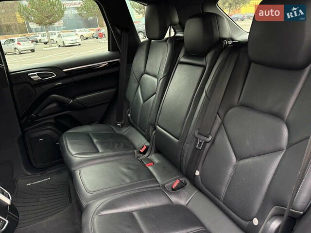Чорний Порше Cayenne, об'ємом двигуна 3.6 л та пробігом 156 тис. км за 22300 $, фото 36 на Automoto.ua