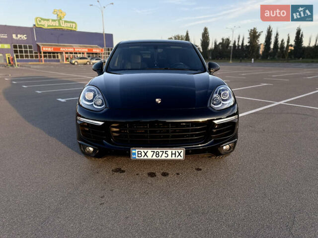Черный Порше Каен, объемом двигателя 2.97 л и пробегом 230 тыс. км за 29999 $, фото 2 на Automoto.ua