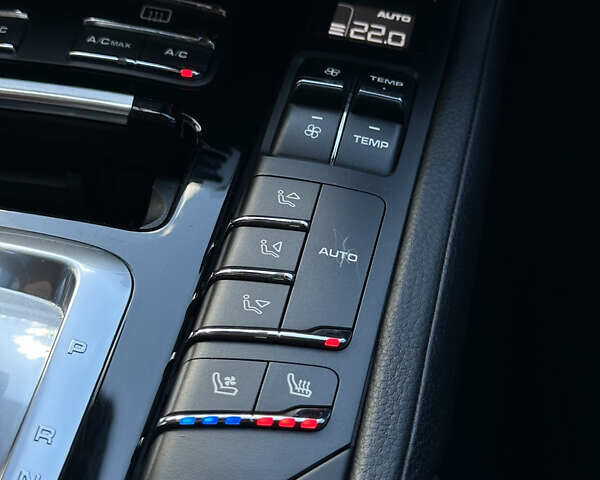 Черный Порше Каен, объемом двигателя 3 л и пробегом 101 тыс. км за 32000 $, фото 15 на Automoto.ua