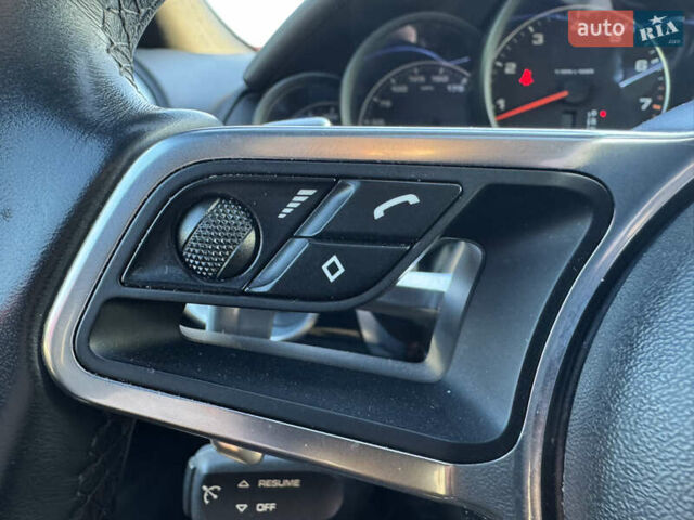 Чорний Порше Cayenne, об'ємом двигуна 3.6 л та пробігом 88 тис. км за 23950 $, фото 30 на Automoto.ua