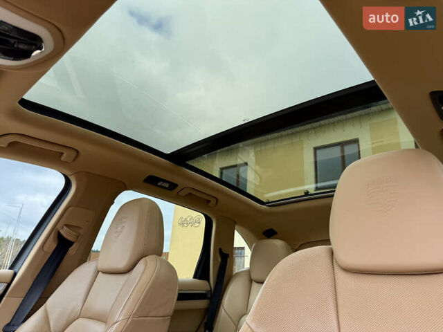 Чорний Порше Cayenne, об'ємом двигуна 3.6 л та пробігом 138 тис. км за 31000 $, фото 41 на Automoto.ua