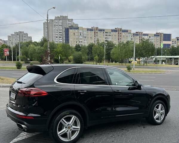 Черный Порше Каен, объемом двигателя 3 л и пробегом 80 тыс. км за 39900 $, фото 9 на Automoto.ua