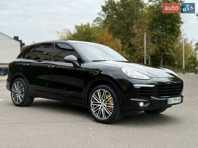 Порше Cayenne 2015 у Тернополі на Automoto.ua Чорний Порше Cayenne, об'ємом двигуна 2.97 л та пробігом 298 тис. км за 29900 $, фото 1 на Automoto.ua