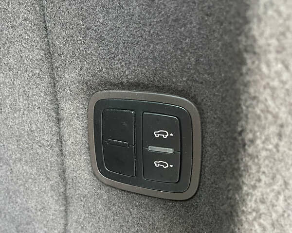 Чорний Порше Cayenne, об'ємом двигуна 3.6 л та пробігом 245 тис. км за 35550 $, фото 19 на Automoto.ua