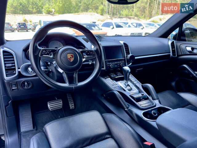 Черный Порше Каен, объемом двигателя 3 л и пробегом 101 тыс. км за 32000 $, фото 18 на Automoto.ua
