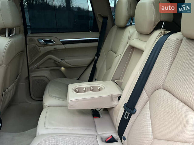 Черный Порше Каен, объемом двигателя 3.6 л и пробегом 274 тыс. км за 24950 $, фото 64 на Automoto.ua