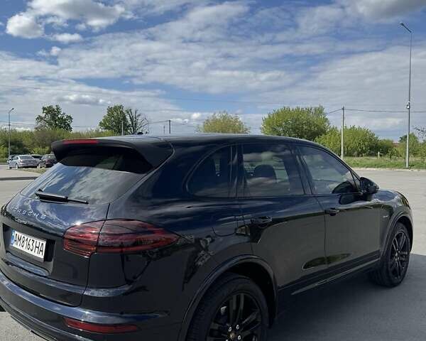 Черный Порше Каен, объемом двигателя 3 л и пробегом 124 тыс. км за 38000 $, фото 1 на Automoto.ua