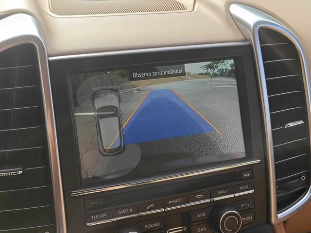 Черный Порше Каен, объемом двигателя 3 л и пробегом 79 тыс. км за 11500 $, фото 10 на Automoto.ua