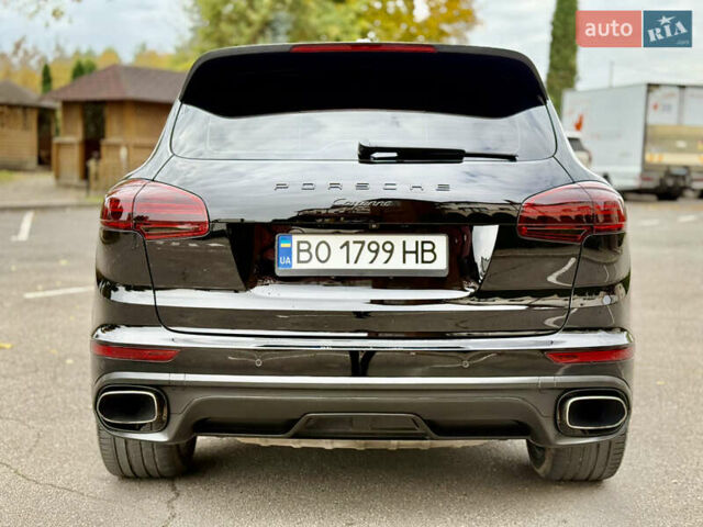 Порше Cayenne 2015 у Тернополі на Automoto.ua Чорний Порше Cayenne, об'ємом двигуна 2.97 л та пробігом 298 тис. км за 29900 $, фото 9 на Automoto.ua