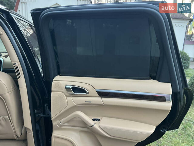 Черный Порше Каен, объемом двигателя 3.6 л и пробегом 274 тыс. км за 24950 $, фото 72 на Automoto.ua