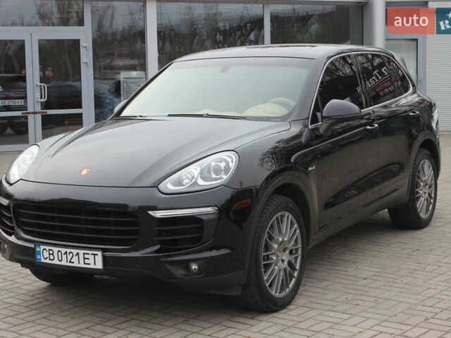 Черный Порше Каен, объемом двигателя 2.97 л и пробегом 196 тыс. км за 32000 $, фото 1 на Automoto.ua