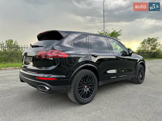 Чорний Порше Cayenne, об'ємом двигуна 2.97 л та пробігом 160 тис. км за 30000 $, фото 4 на Automoto.ua