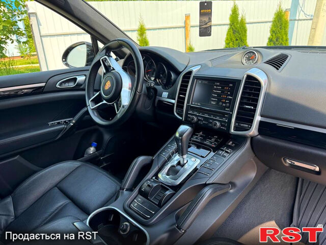 Черный Порше Каен, объемом двигателя 3 л и пробегом 170 тыс. км за 33500 $, фото 12 на Automoto.ua