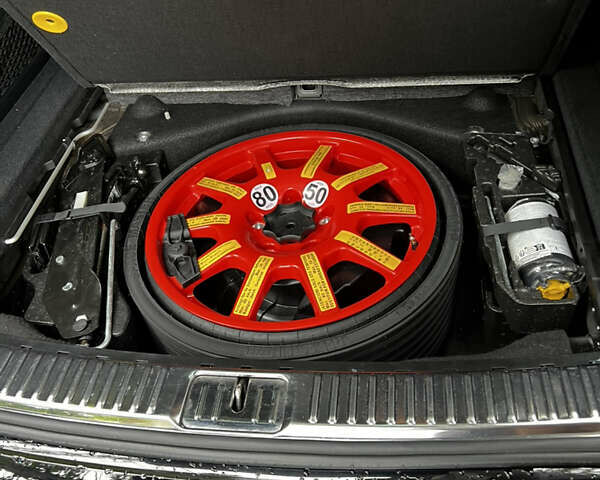 Черный Порше Каен, объемом двигателя 3.6 л и пробегом 201 тыс. км за 26900 $, фото 23 на Automoto.ua