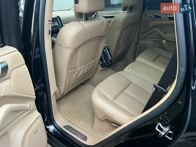 Черный Порше Каен, объемом двигателя 3.6 л и пробегом 274 тыс. км за 24950 $, фото 60 на Automoto.ua