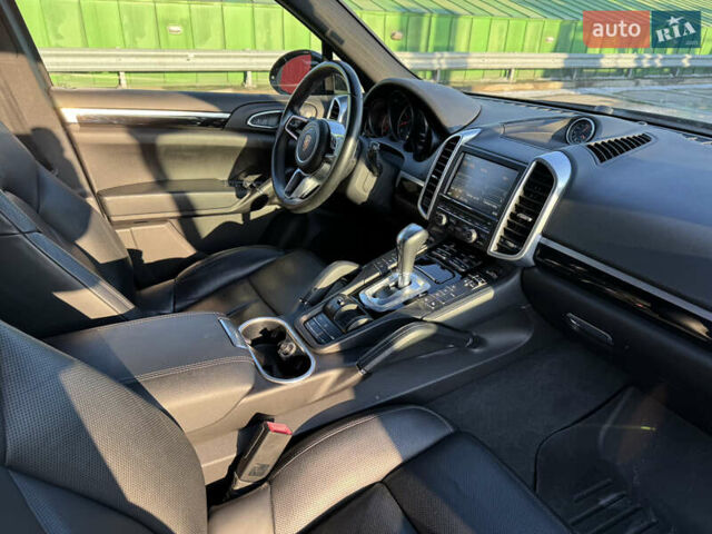 Чорний Порше Cayenne, об'ємом двигуна 3.6 л та пробігом 88 тис. км за 23950 $, фото 51 на Automoto.ua