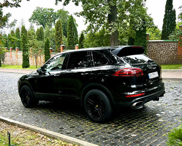 Черный Порше Каен, объемом двигателя 3.6 л и пробегом 201 тыс. км за 26900 $, фото 2 на Automoto.ua